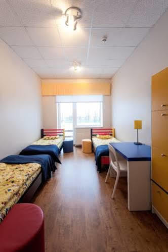 Tamme Staadioni Hostel タルトゥ エクステリア 写真